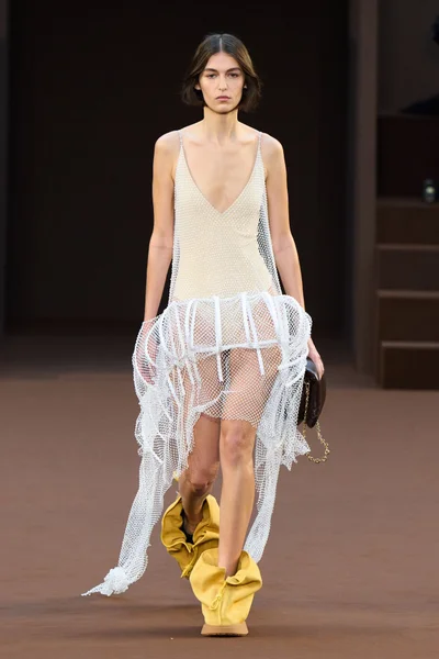 Look 29